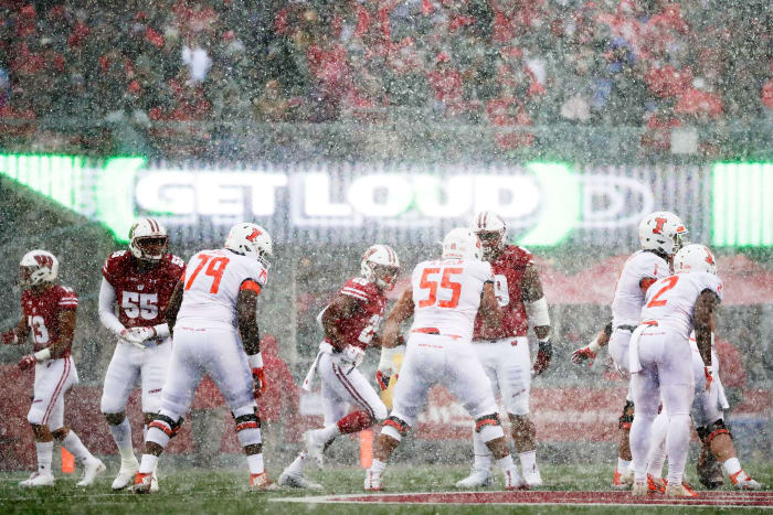 Illinois-Wisconsin-Snow-Game